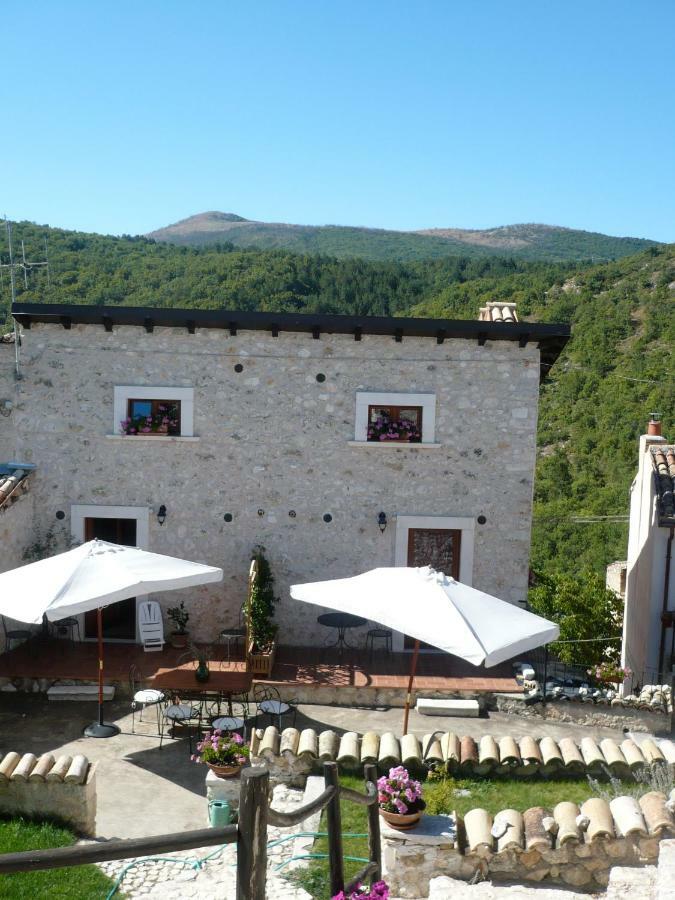 Regio Tratturo Villa Caporciano Exterior photo